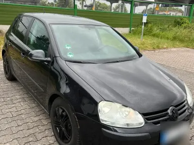 Gebraucht VW Golf V 75 PS (55 kW) 2005 Schwarz Kleinwagen