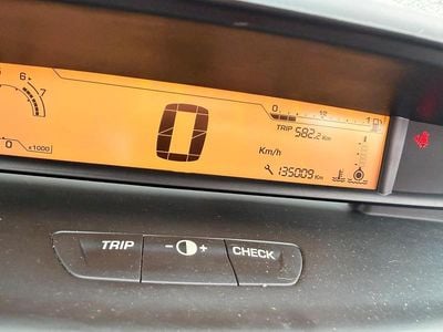 Blau Gebraucht 2010 Citroën C4 Limousine | 2.300 €