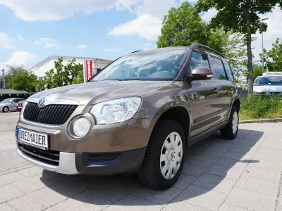 Gebraucht Skoda Yeti Plus Edition 105 PS (77 kW) 2010 Matobraun metallic SUV