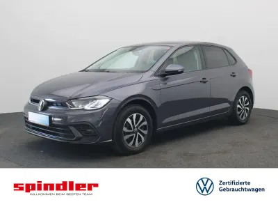 Gebraucht VW Polo Active 95 PS (69 kW) 2023 Rauchgrau metallic Kleinwagen