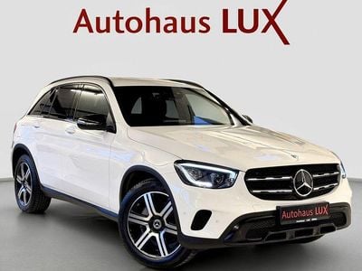 Gebraucht Mercedes GLC220 Night 194 PS (142 kW) 2020 Polarweiss SUV