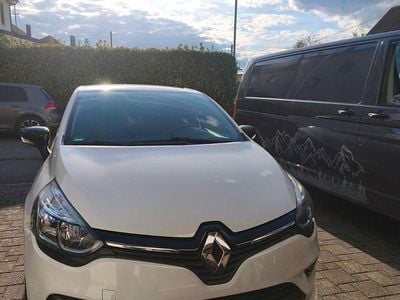 Usata Renault Clio IV LIMITED 73 CV (53 kW) 2016 Bianco Utilitaria