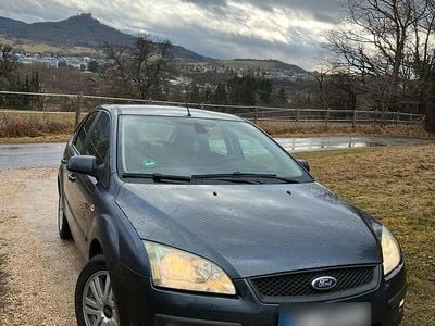 Gebraucht Ford Focus 125 PS (91 kW) 2007 Blau Kleinwagen