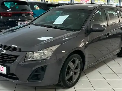 Gebraucht Chevrolet Cruze LS 124 PS (91 kW) 2012 Grau Kombi