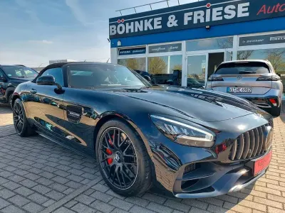 Używany Mercedes AMG GT AMG 530 KM (389 kW) 2021 Czarny Kabriolet