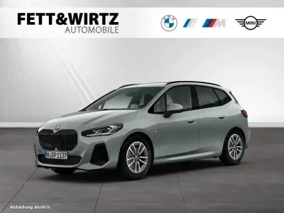 Gebraucht BMW 220 Active Tourer M Sport 170 PS (125 kW) 2025 Skyscraper grau Van / Kleinbus
