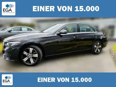 Gebraucht Mercedes C220 Avantgarde 197 PS (144 kW) 2024 Schwarz metallic