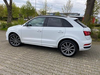 gebraucht Audi Q3 2.0 TFSI Autom. BJ 10/2015 Anh.Kuppl., Voll LED, 73500km