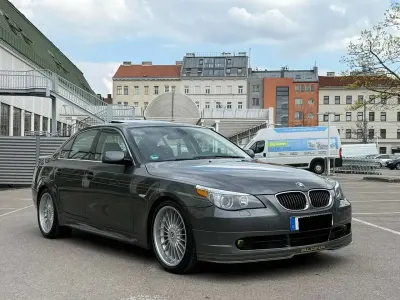 Gebraucht BMW 530 231 PS (169 kW) 2005 Grau Limousine