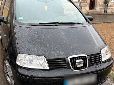 Second-hand Seat Alhambra 140 CP (102 kW) 2008 Negru Monovolum