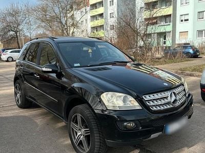 Gebraucht Mercedes ML320 224 PS (164 kW) 2006 SUV