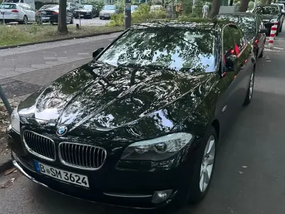 Gebraucht BMW 528 258 PS (189 kW) 2010 Schwarz Limousine