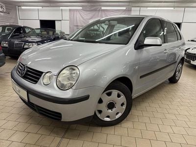 Grau Gebraucht 2002 VW Polo Kleinwagen | 1.290 € (Fairer Preis)