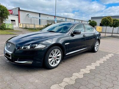 Gebraucht Jaguar XF 200 PS (147 kW) 2014 Braun Limousine