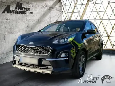 Gebraucht Kia Sportage Comfort 136 PS (100 kW) 2021 Zilinaschwarz met. SUV