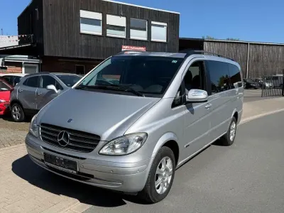Gebraucht Mercedes Viano 150 PS (110 kW) 2010 Silber Van / Kleinbus