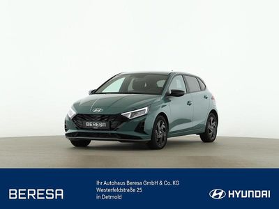 Nuova Hyundai i20 Blackline 90 CV (66 kW) 2026 Verde Utilitaria