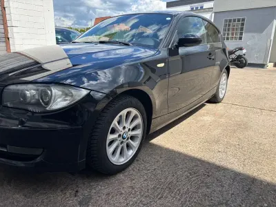 Gebraucht BMW 116 Performance 122 PS (89 kW) 2008 Schwarz Kleinwagen
