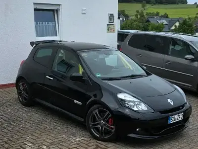 Gebraucht Renault Clio III R.S. 201 PS (147 kW) 2012 Schwarz Kleinwagen