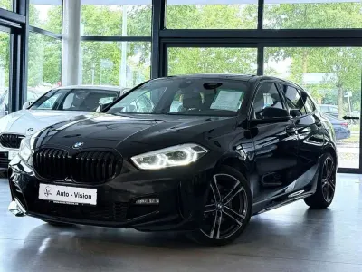 Gebraucht BMW 118 M Sport 136 PS (100 kW) 2024 Saphirschwarz Kleinwagen