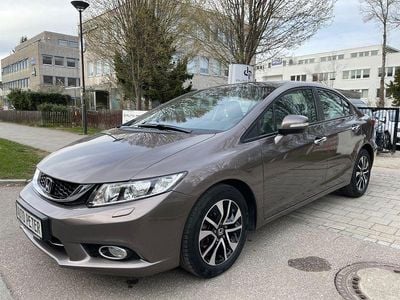Gebraucht Honda Civic Executive 141 PS (103 kW) 2015 Grau Limousine