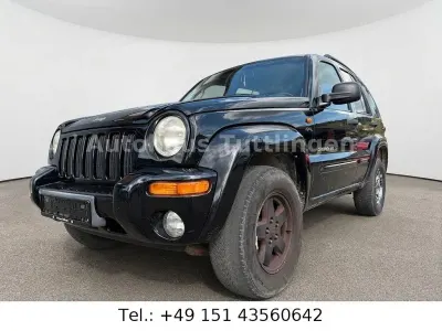 Gebraucht Jeep Cherokee Limited 211 PS (155 kW) 2001 Schwarz SUV