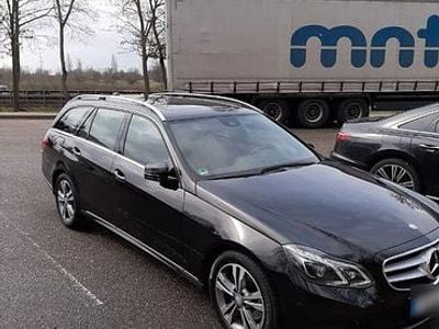 Gebraucht Mercedes E250 Avantgarde 211 PS (155 kW) 2015 Schwarz Kombi
