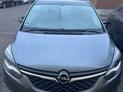 Opel Zafira Tourer