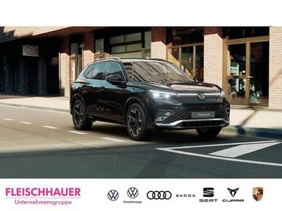 Schwarz Neu 2025 VW Tiguan R-line SUV | 47.990 €
