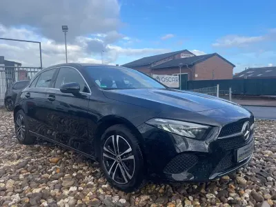 Używany Mercedes A250 163 KM (119 kW) 2024 Czarny Sedan/Limuzyna