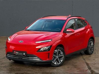 Gebraucht Hyundai Kona Select 100 kW (136 PS) 2022 Rot SUV