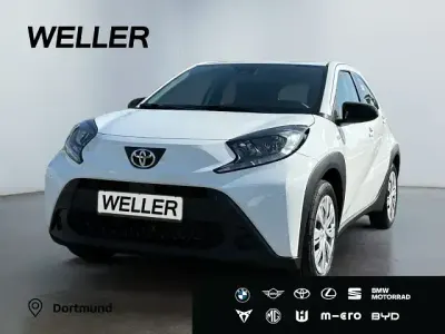 Nuova Toyota Aygo X Business Edition 72 CV (52 kW) 2025 Bianco SUV
