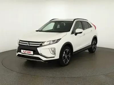 Używany Mitsubishi Eclipse Cross Diamant Edition 163 KM (119 kW) 2022 Biały SUV
