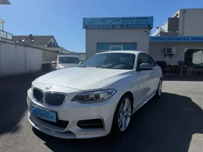 Begagnad BMW M235 Performance 326 HK (239 kW) 2014 Vit