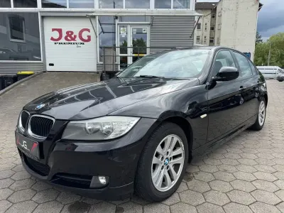 Gebraucht BMW 316 116 PS (85 kW) 2011 Schwarz Limousine