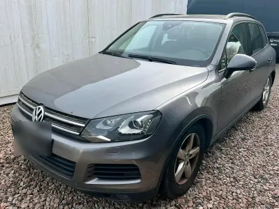 Gebraucht VW Touareg 239 PS (175 kW) 2010 Grau SUV