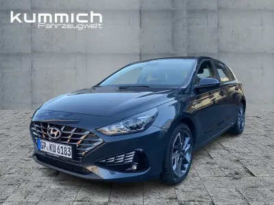 Gebraucht Hyundai i30 Turbo 101 PS (74 kW) 2024 Dark knight Limousine