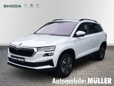 Weiss Gebraucht 2022 Skoda Karoq Tour SUV | 18.950 € (Guter Preis)