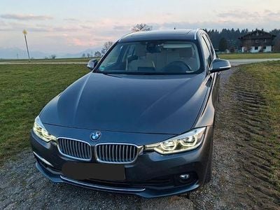 Gebraucht BMW 320 190 PS (139 kW) 2019 Grau Limousine