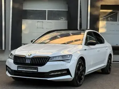 Gebraucht Skoda Superb SportLine 150 PS (110 kW) 2019 Weiß Limousine