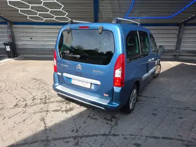 Gebraucht Citroën Berlingo Exclusive 120 PS (88 kW) 2011 Blau Van / Kleinbus