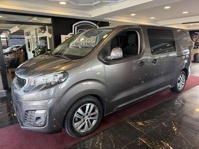 Gebraucht Peugeot Expert Premium 179 PS (131 kW) 2017 Grau Van