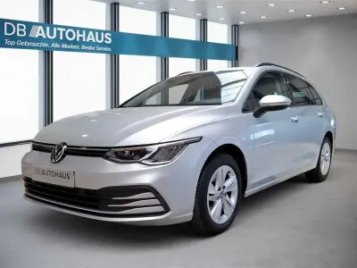 Gebraucht VW Golf VIII Life 116 PS (85 kW) 2023 Silber Kombi