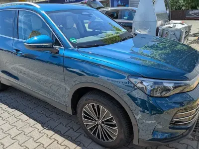 Gebraucht VW Tiguan Elegance 193 PS (141 kW) 2024 Blau SUV