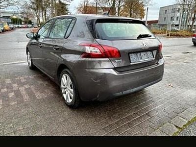 Gebraucht 2015 Peugeot 308 Limousine | 7.700 € (Fairer Preis)