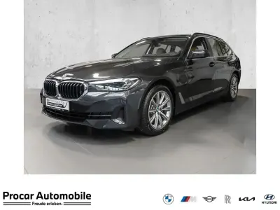 Używany BMW 520 Sport Line 197 KM (144 kW) 2024 Szary Kombi