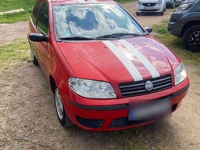 Second-hand Fiat Punto 60 CP (44 kW) 2005 Argintiu Hatchback