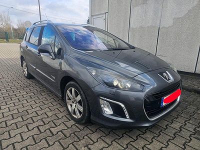Gebraucht Peugeot 308 114 PS (83 kW) 2013 Grau Kombi