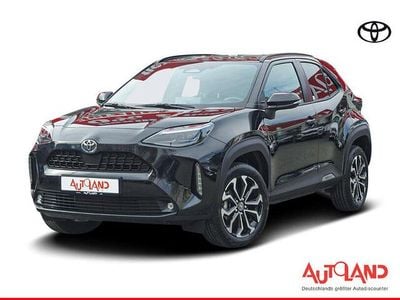 Gebraucht Toyota Yaris Hybrid 131 PS (96 kW) 2024 Schwarz SUV