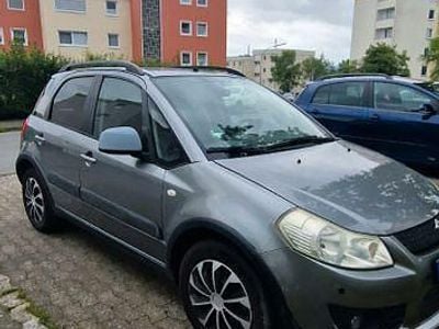 Usado Suzuki SX4 Comfort 107 HP (78 kW) 2008 Cinzento Sedan